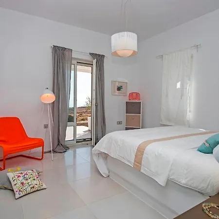 Zakintos Villa *